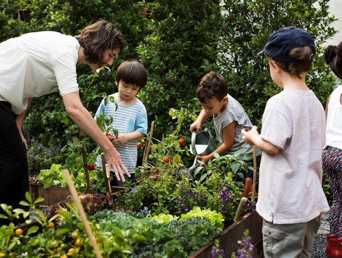 kids in garden