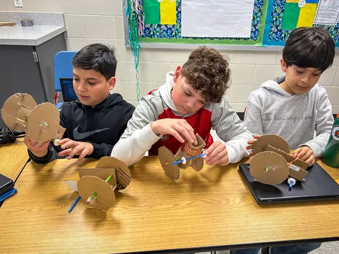 Chariton Middle School strives to create early CTE exposure and experiences