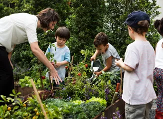 kids in garden