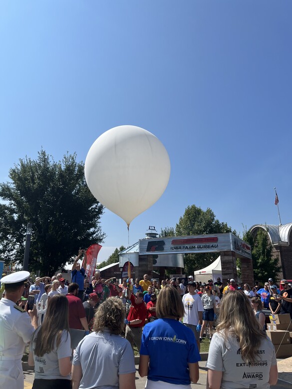 Gov at Fair