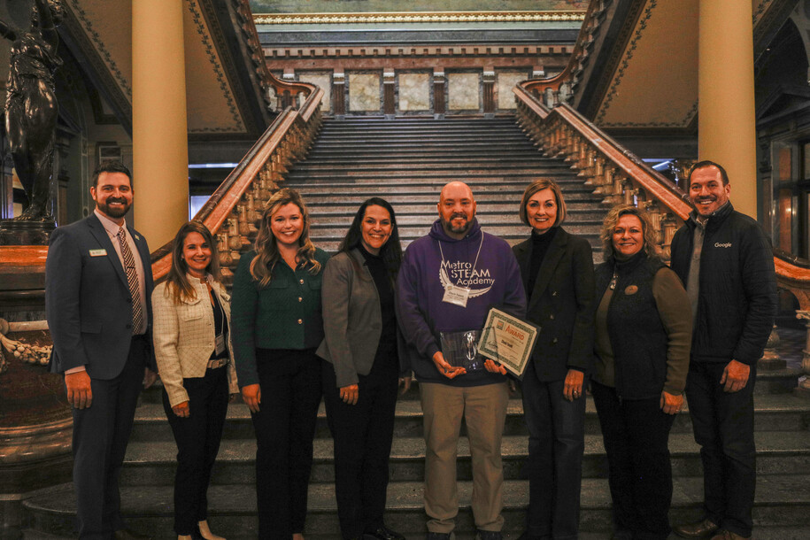 2025 Iowa STEM Teacher Award recipient - Chuck Tonelli