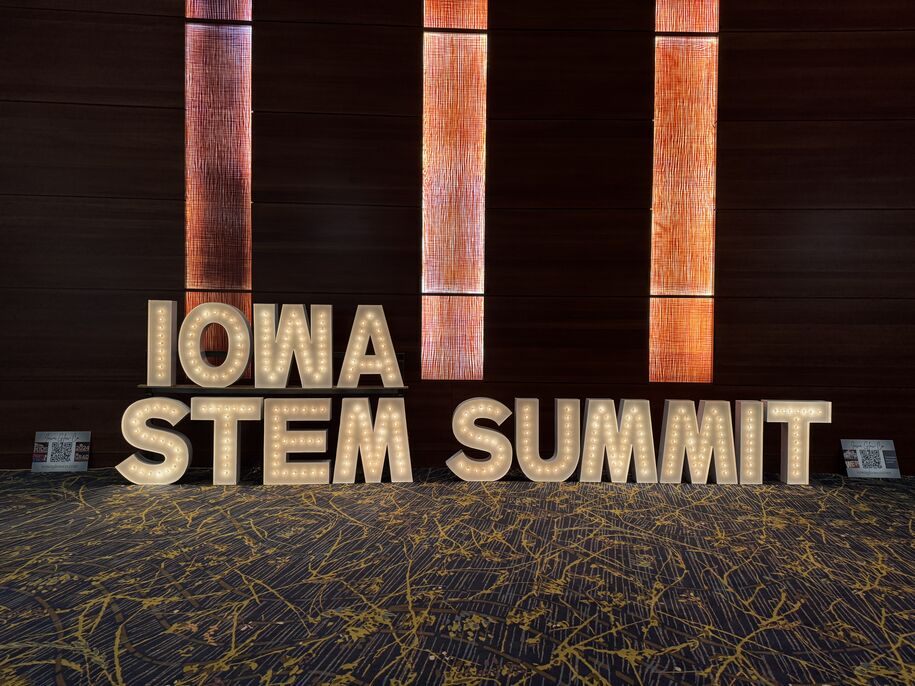 Proposals encouraged for the Iowa STEM Summit! | Department of Education